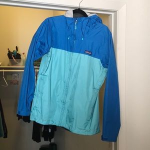 Patagonia windbreaker rainjacket